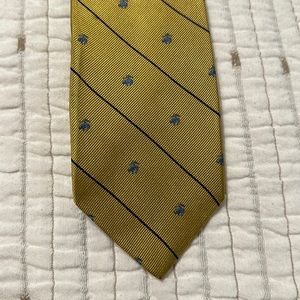 Men’s tie. Gold with light blue. Brooks brothers.
